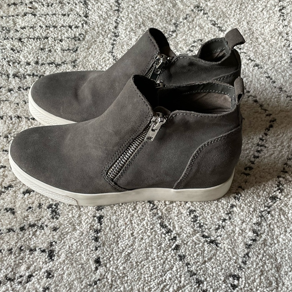 Steve Madden wedge shoes